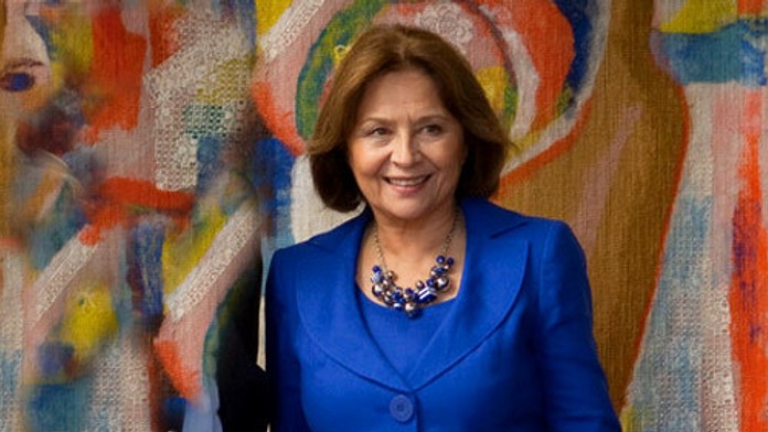 Emília Vášáryová