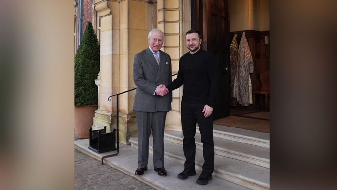 Britský kráľ Karol III. sa stretol s prezidentom Zelenským