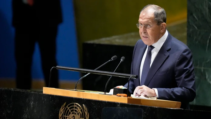 Lavrov obvinil Západ zo snahy oslabiť ruský vplyv v Arménsku. „Olej do ohňa“ majú prilievať aj Arméni