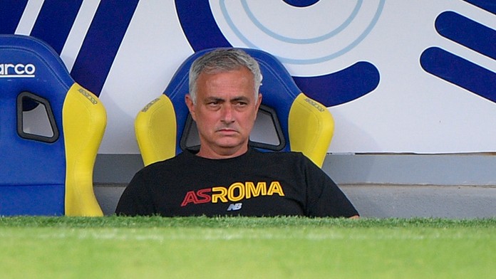 Tréner AS Rím José Mourinho.