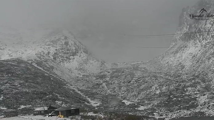 Na Lomnickom štíte padol nečakaný rekord. Toľkoto snehu ešte v tomto období nikdy nenamerali