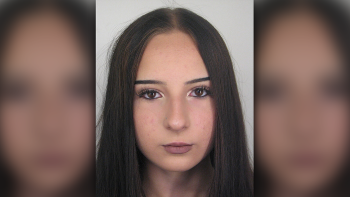 Polícia vyhlásila pátranie po 15-ročnej Viktórii Michaele