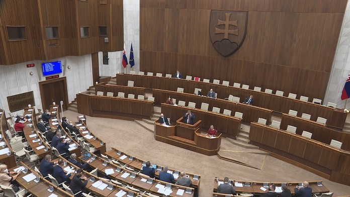 Opäť hrozí rozpad koalície.