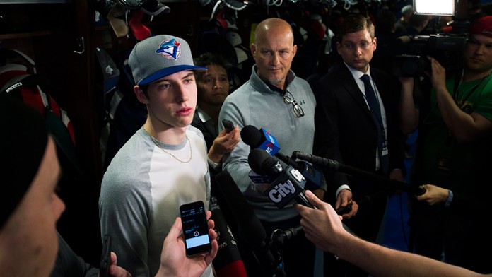 Útočník Toronto Maple Leafs Mitch Marner.