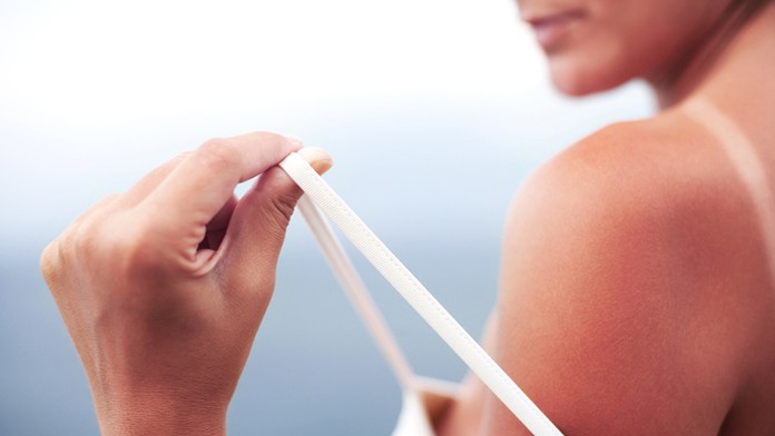 Spoznaj politika podľa siluety.