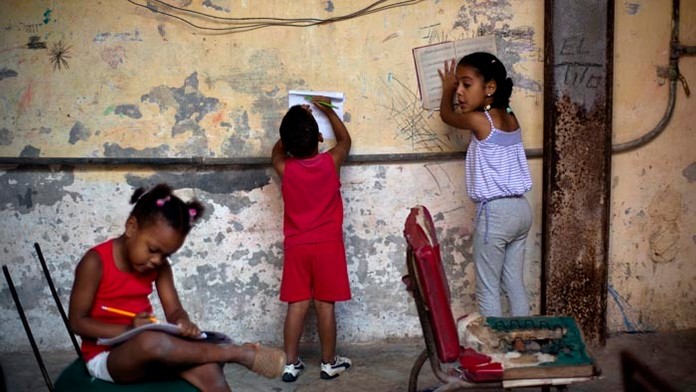 Kuba je prvou krajinou, ktorá zastavila prenos HIV z matky na dieťa.