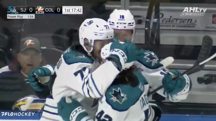 VIDEO: Pavol Regenda opäť ukázal svoj dôraz. Zaznamenal druhý gól v novom pôsobisku, no z výhry sa netešil