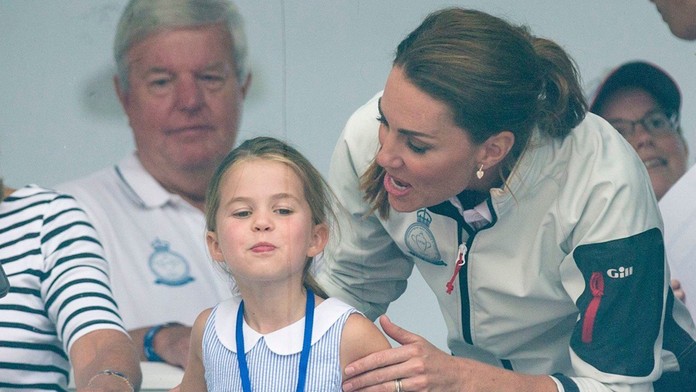 Pavúk ulovil netopiera.