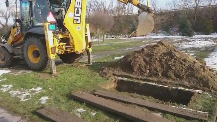 0102_Nikdy_ťa_neopustim_01_02_P30_Po_stv_22_25__12.mp4