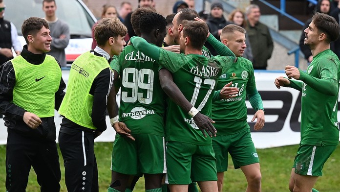 O najstarší slovenský futbalový klub sa zaujímajú štyria kupci. Len jeden je zo Slovenska