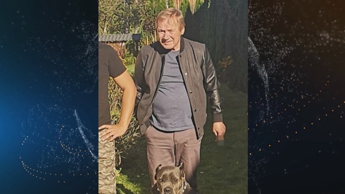 Hráči Schalke oslavujú triumf na pôde Lipska.