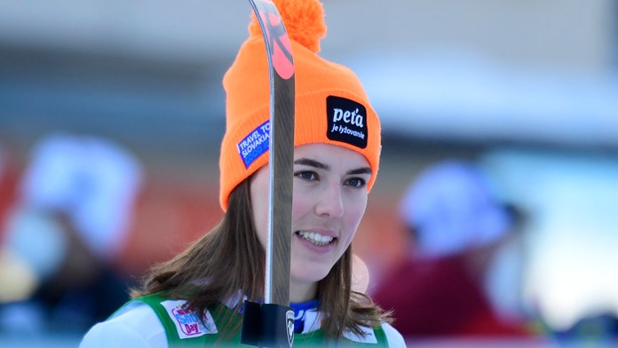 Petra Vlhová v cieli po druhom kole obrovského slalomu v Lienzi.