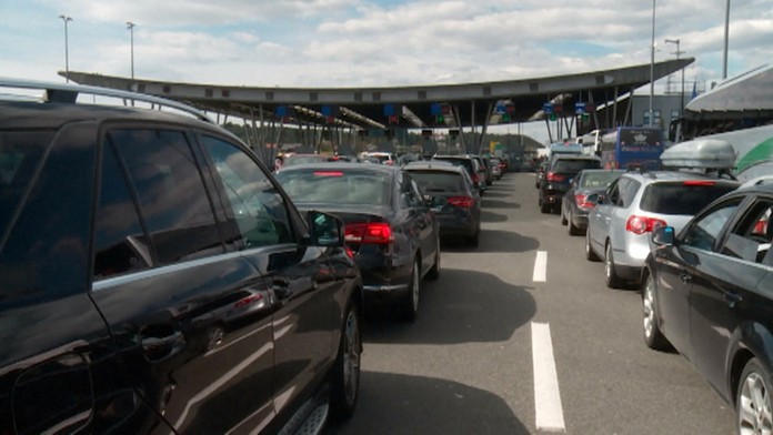 Čakanie na slovinsko-chorvátskej hranici.