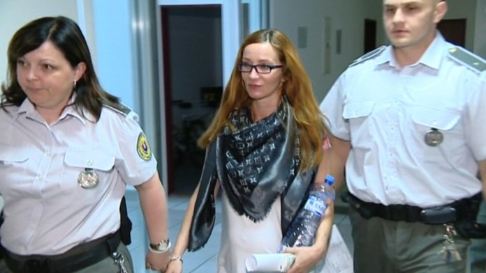 19 Tehotna--vrazda-vazba.transferweb_jpg_bez_watermarku_1.jpg