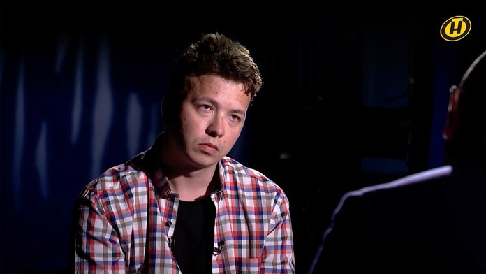 Ruskú priateľku zadržaného bieloruského novinára odsúdili na šesť rokov väzenia