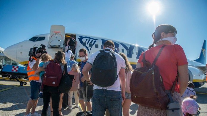 Poškodená socha Malej morskej víly.