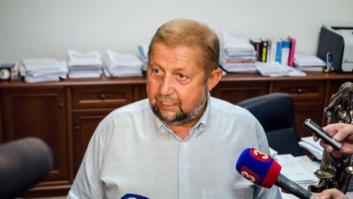 Vo Viedni protestujú stovky ľudí proti novej vláde