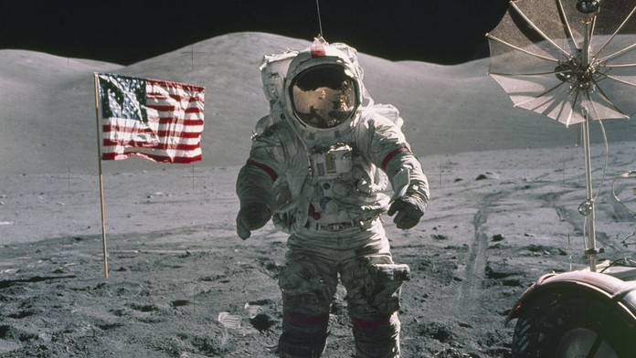 Apollo 11 - Misia na Mesiac