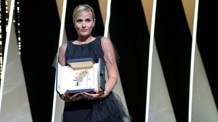 Režisérka filmu Julia Ducournauová.