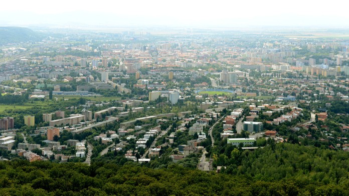 Pohľad z vyhliadkovej veže na mesto Košice