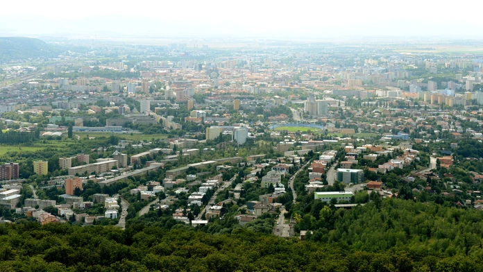 Pohľad z vyhliadkovej veže na mesto Košice