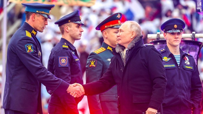 Rusko počíta s dlhotrvajúcim konfliktom na Ukrajine, tvrdia Briti