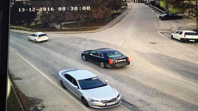 Škoda Superb, strieborná metalíza svetlá, EČ: HC174BV