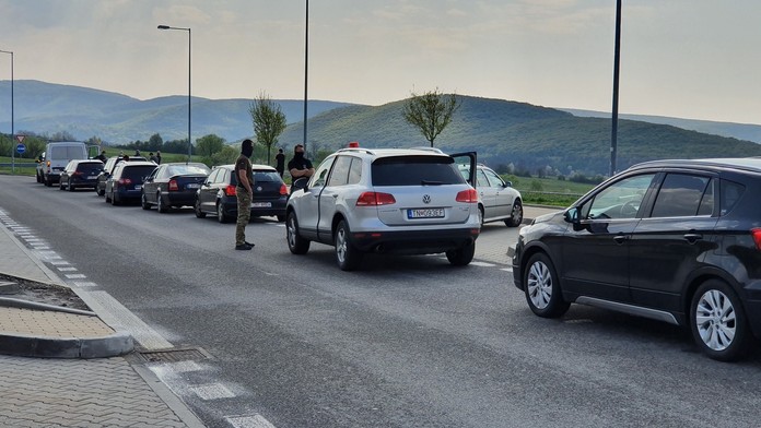 Slovenská lekárka v USA Sandra Plybon s asistentkou na začiatku koronapandémie.