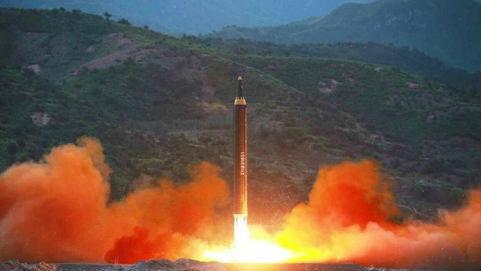 Balistická raketa Hwasong-12.