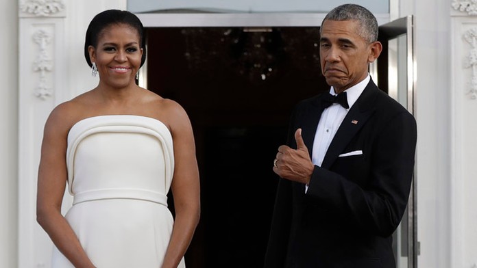 Michelle Obamová v krásnych šatách.
