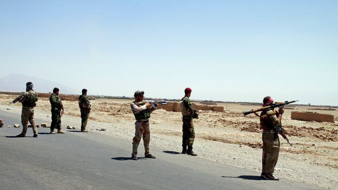 Taliban obsadzuje postupne ďalšie metropoly v Afganistane