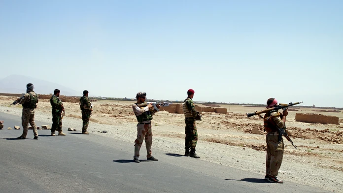 Taliban obsadzuje postupne ďalšie metropoly v Afganistane