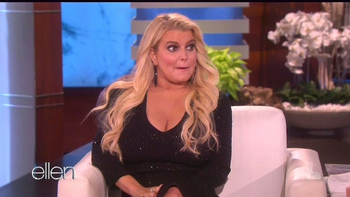 Zmätená Jessica Simpson, nechápala ani Ellen DeGeneres. Vraj je za tým alkohol