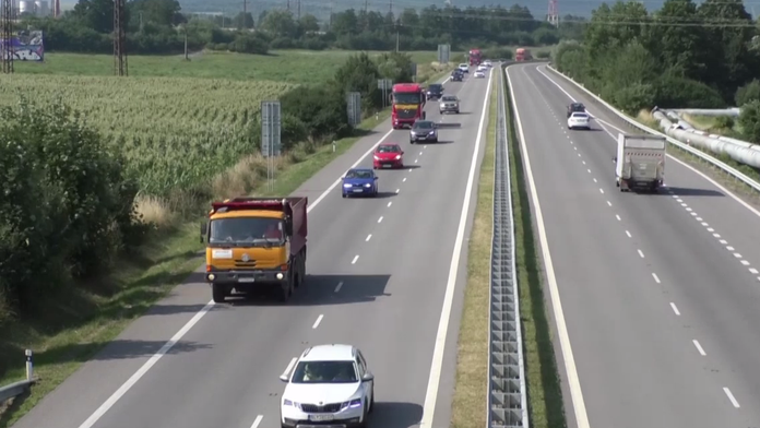 Cesta medzi Novákmi a Prievidzou.