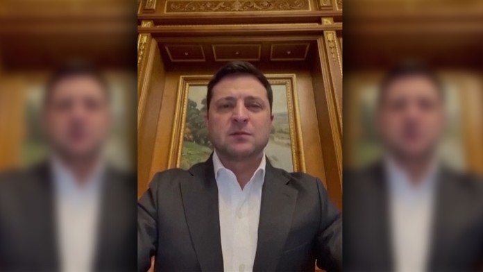 VIDEO: Zelenského emotívny prejav národu: Putin chce zničiť našu krajinu, my ju však zachránime