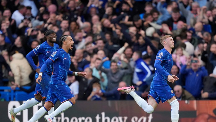 Manchestru generálka na Slovan nevyšla, Arsenal udrel v závere. Palmer vybavil tri body štyrmi gólmi za polčas