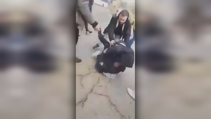 Bitka tínedžerov vo Veľkom Krtíši.