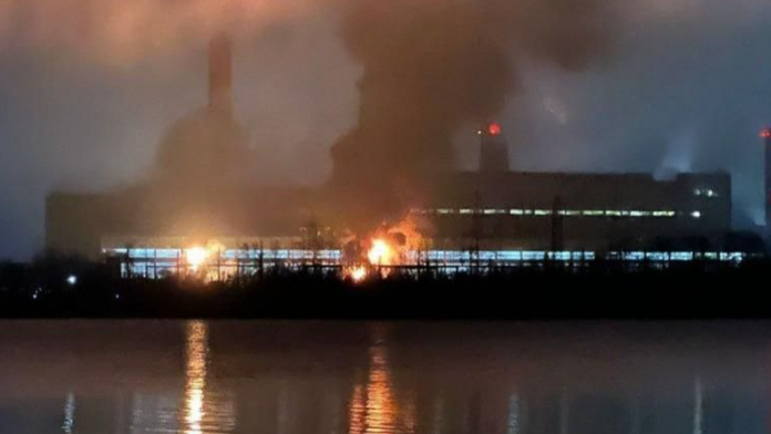 VIDEO: Ukrajina dronmi útočila na kľúčovú ruskú elektráreň a tepláreň neďaleko Moskvy