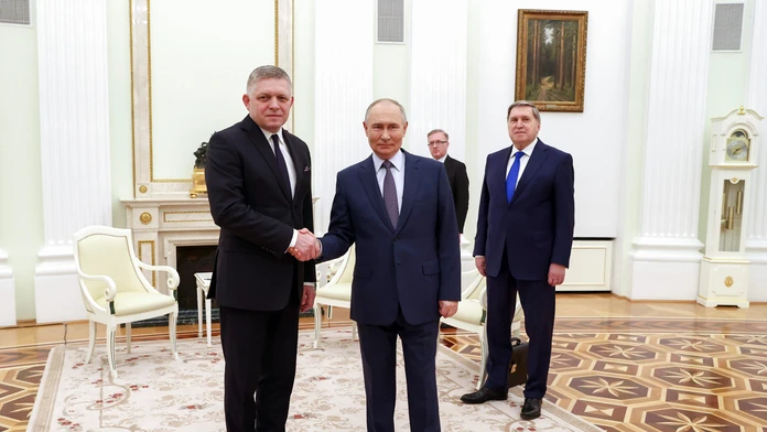 Putin poslal novoročné pozdravy. Zo súčasných západných lídrov len Ficovi a Orbánovi