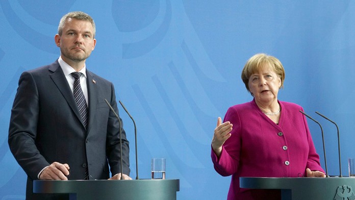 Nemecká kancelárka Angela Merkelová a premiér Peter Pellegrini.