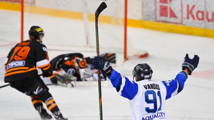 0701_Najhorsi_tyzden_mojho_zivota_07_01_P60_St_20_30__12.mp4