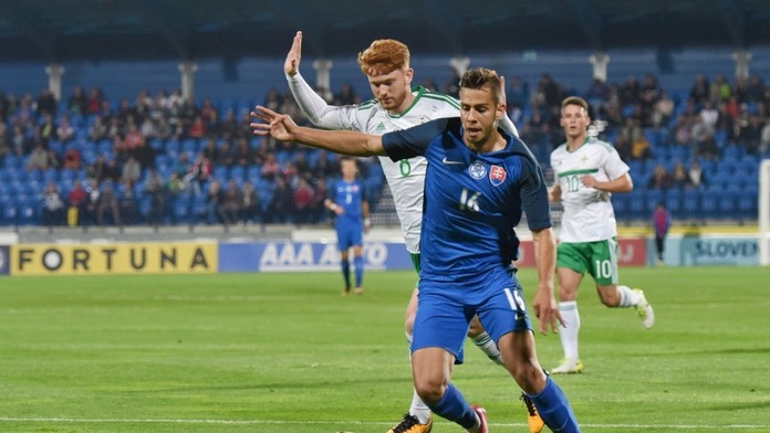 Dávid Hancko sa teší zo zásahu v pohári proti Podbrezovej.