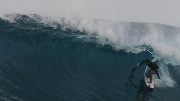 Zomrel tam, kde to miloval. Hviezdnemu surfistovi pretrhla stehennú tepnu vlastná doska