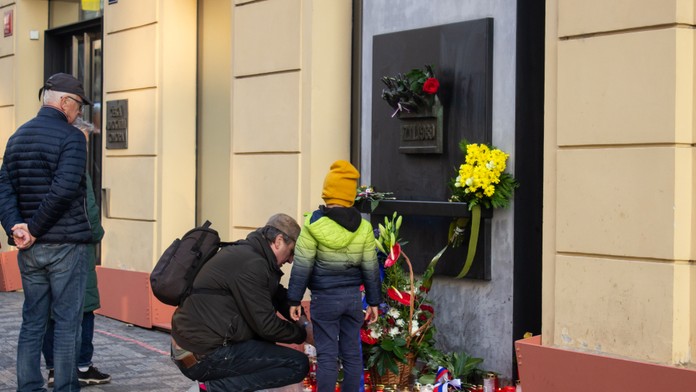 Spomienka na Nežnú revolúciu v Prahe