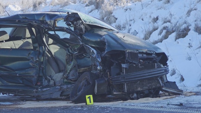 Zdemolované auto po nehode.