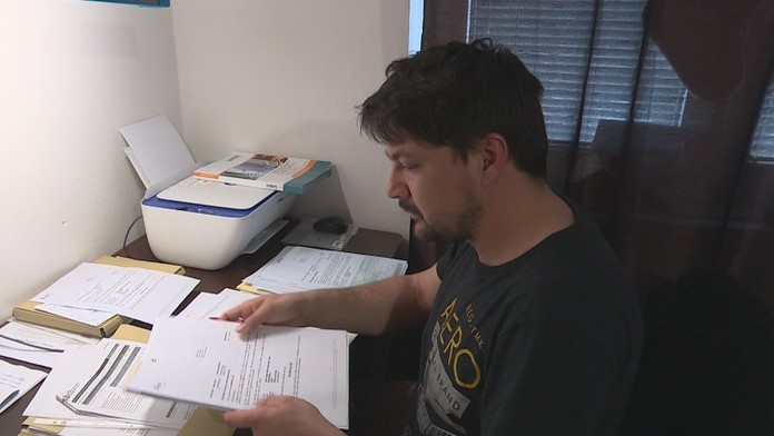 17 KMO Nakladiak v kruhaci.transfer_komplet_tvnoviny.mp4