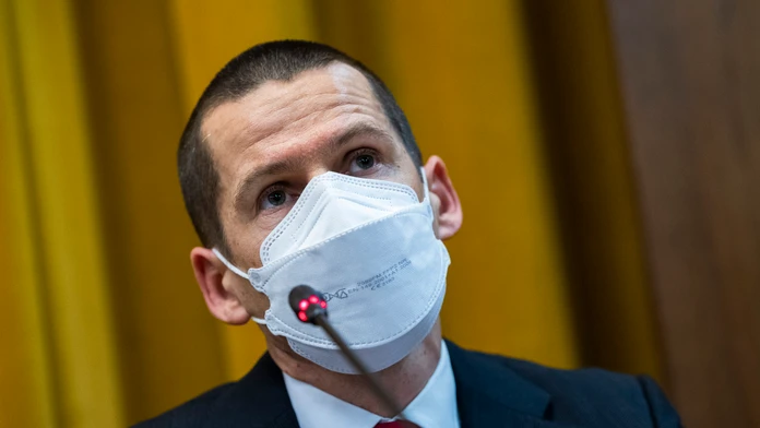 Šéf polície odmieta, že by vyšetrovateľ NAKA vzal zo súdu protiprávne spis
