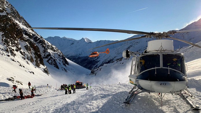Päť ľudí pobodal v sobotu maskovaný útočník v dome rabína v americkom štáte New York.