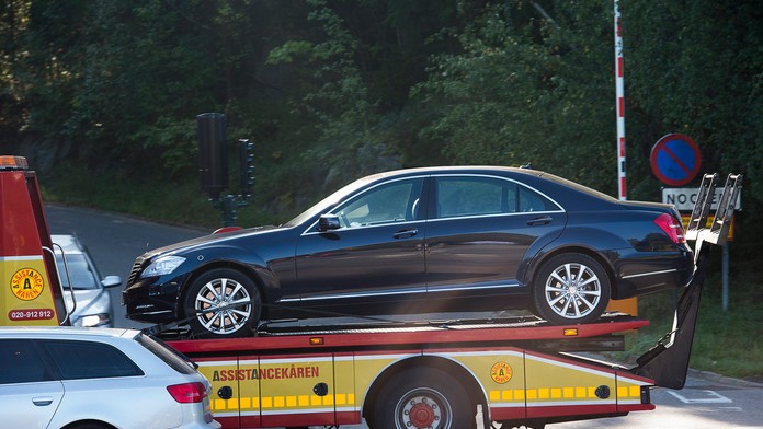 Švédsky kráľ havaroval.