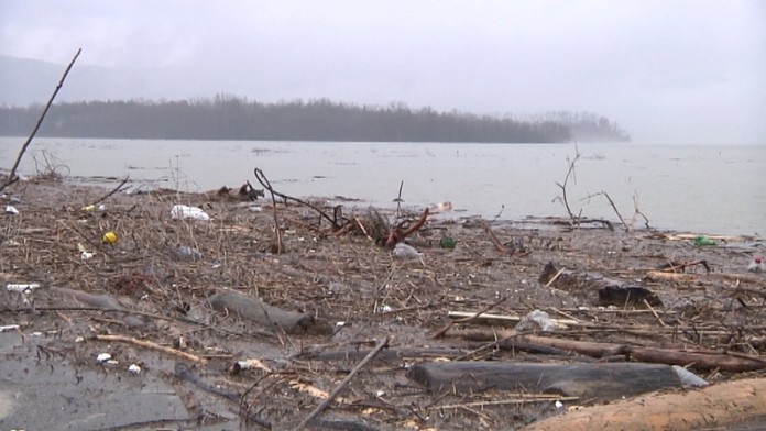 Veľké upratovanie čaká Šíravu aj tento rok
